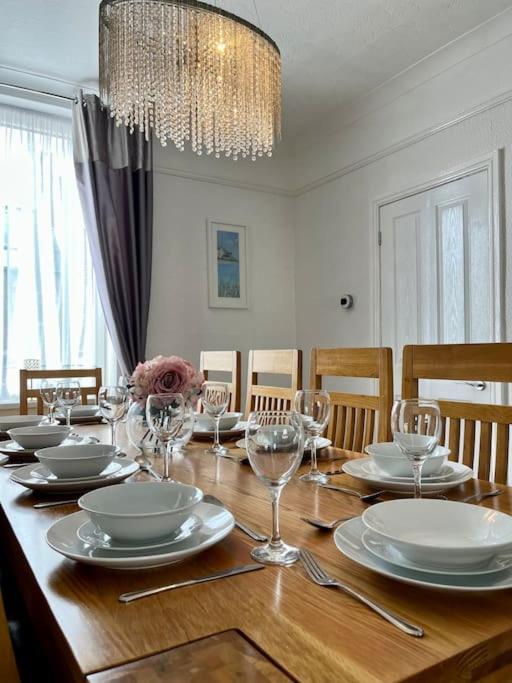 Scoresby Escape - Whitby Holiday Home Esterno foto